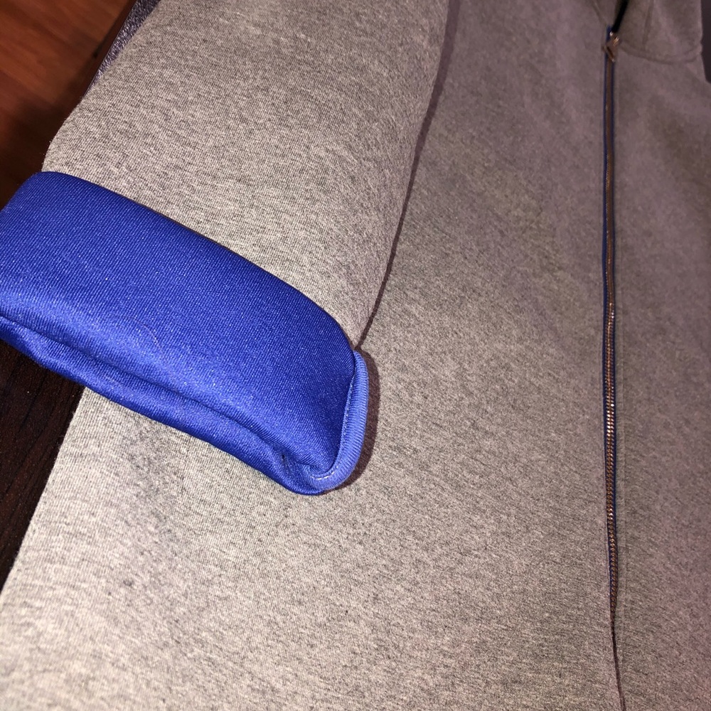 Jacket - Picture 2 of 3